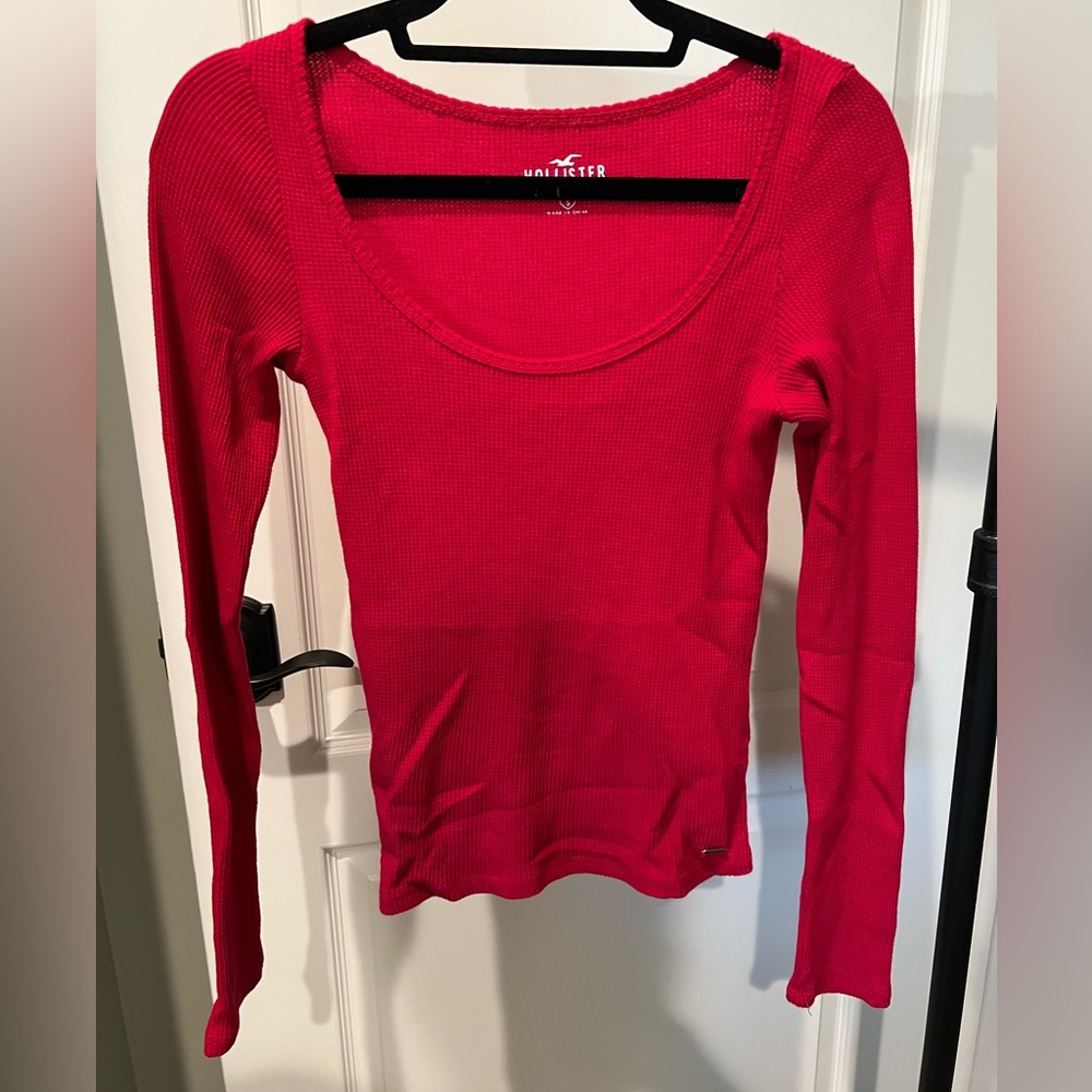 Long sleeve Hollister top